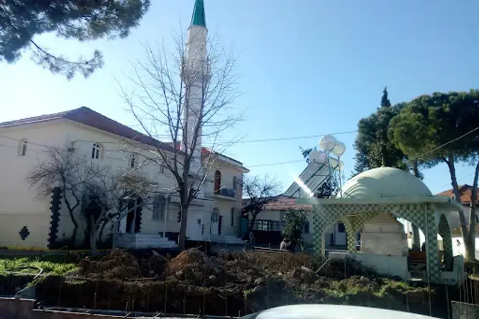 İzmir Buca Belenbaşı Mahallesi Cami kapak görseli
