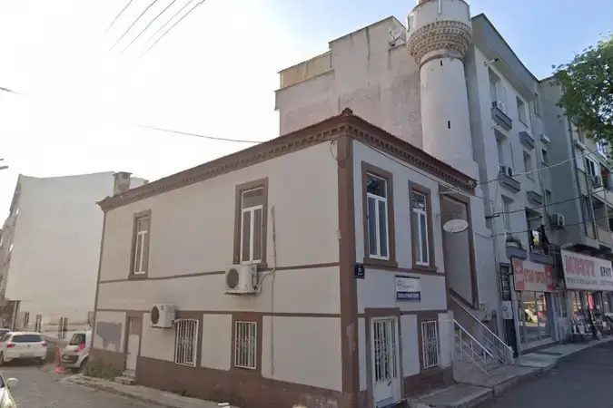 İzmir Buca Dumlupınar Cami kapak görseli