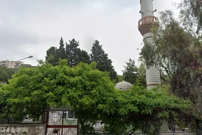 İzmir Buca Zübeyde Hanım Huzurevi Cami kapak görseli