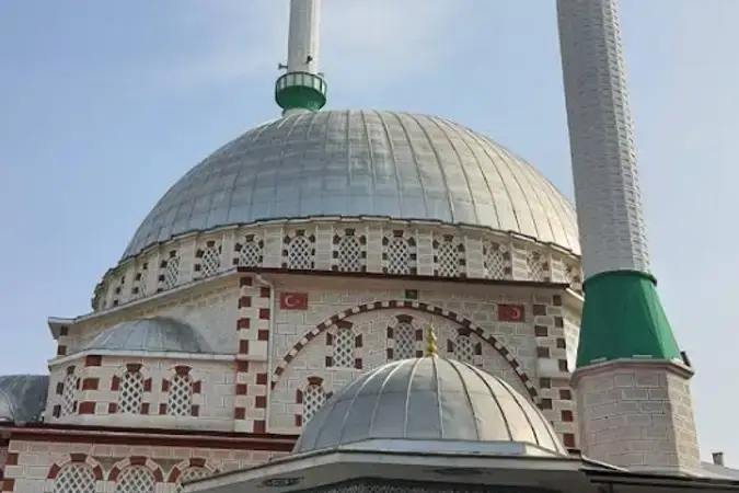 İzmir Buca Kurtuluş Cami kapak görseli