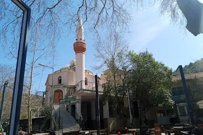 İzmir Buca 29 Ekim Mahallesi Cami kapak görseli