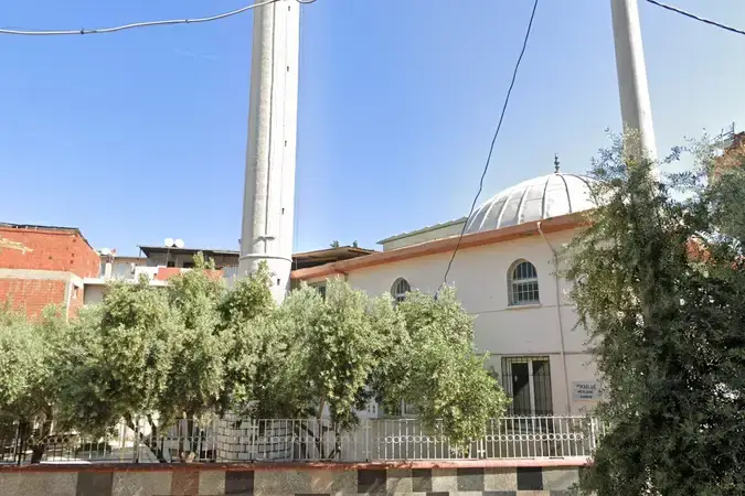 İzmir Buca Pınarlar Mevlana Cami kapak görseli