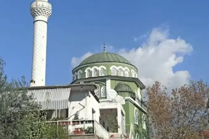 İzmir Çiğli Çay Mahallesi Cami kapak görseli