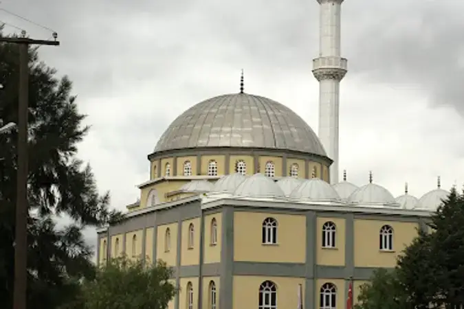 İzmir Çiğli Evka -2 Aydınlıkevler Cami kapak görseli