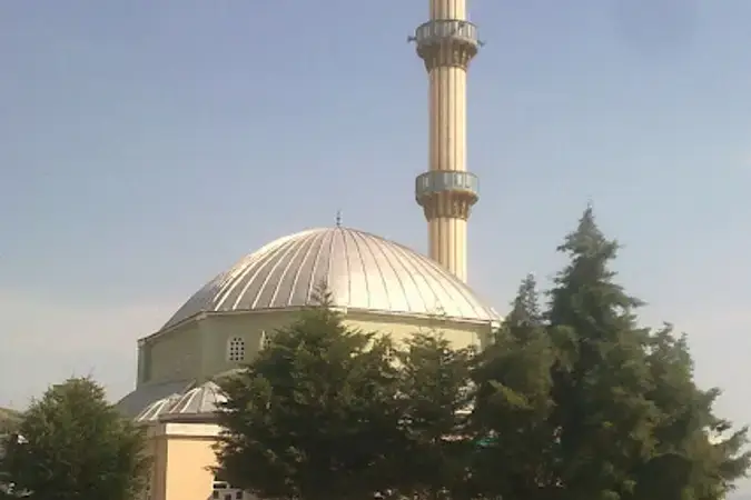 İzmir Çiğli Evka-5 Cami (700. Yıl Osmanlı Cami) kapak görseli