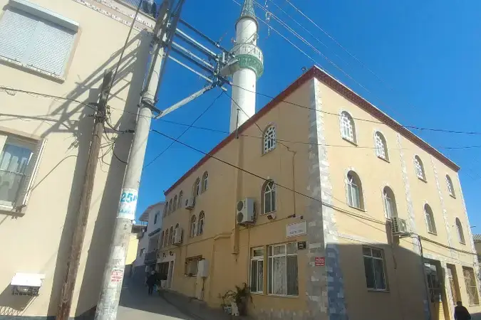 İzmir Çiğli Maltepe Cami kapak görseli