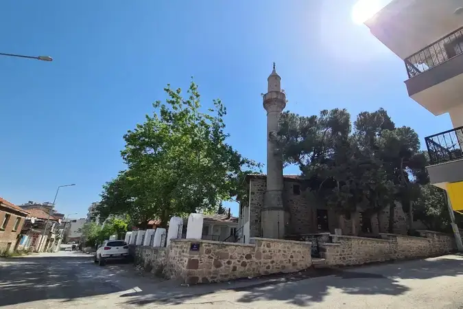 İzmir Dikili Bahriyyün Cami kapak görseli