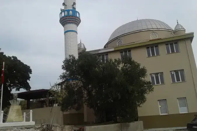 İzmir Dikili Kabakum Köyü Cami kapak görseli