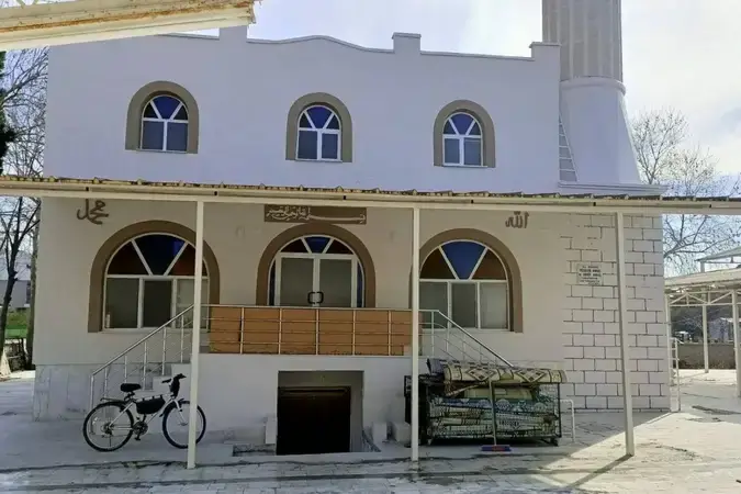 İzmir Dikili Salihler Mahallesi Gülkent Sitesi Cami kapak görseli