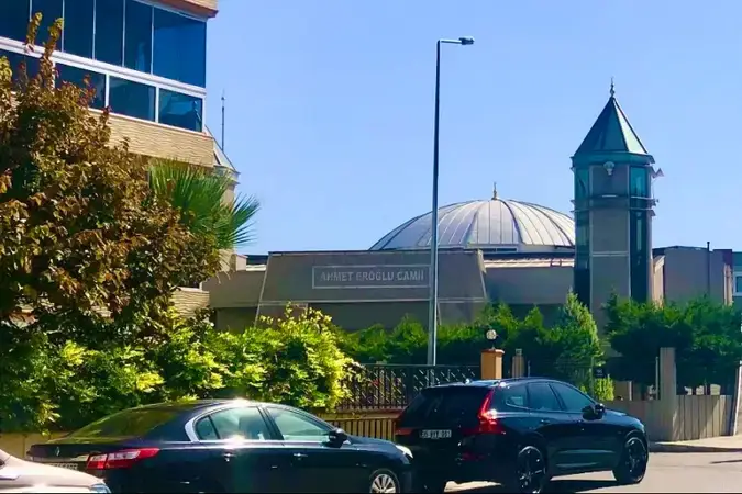 İzmir Gaziemir Ahmet Eroğlu Cami kapak görseli