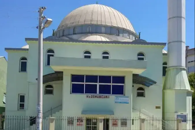 İzmir Gaziemir Hz. Osman Cami kapak görseli