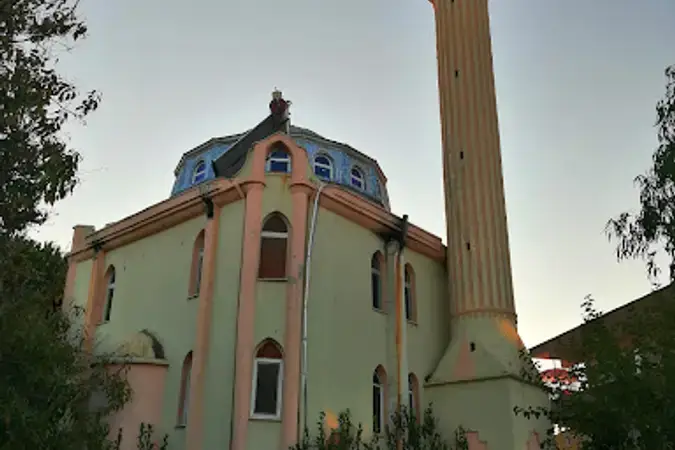 İzmir Güzelbahçe Hacı Yeniler Cami kapak görseli