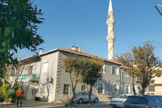 İzmir Güzelbahçe Yalı Cami kapak görseli