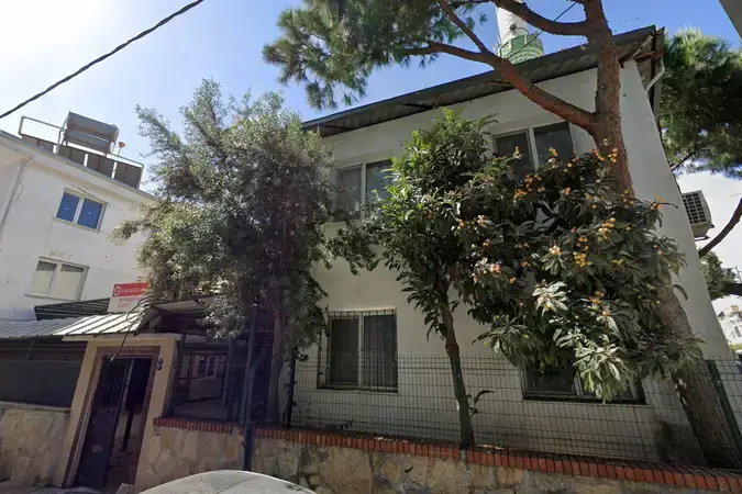 İzmir Karabağlar Mustafa Kahya Cami kapak görseli