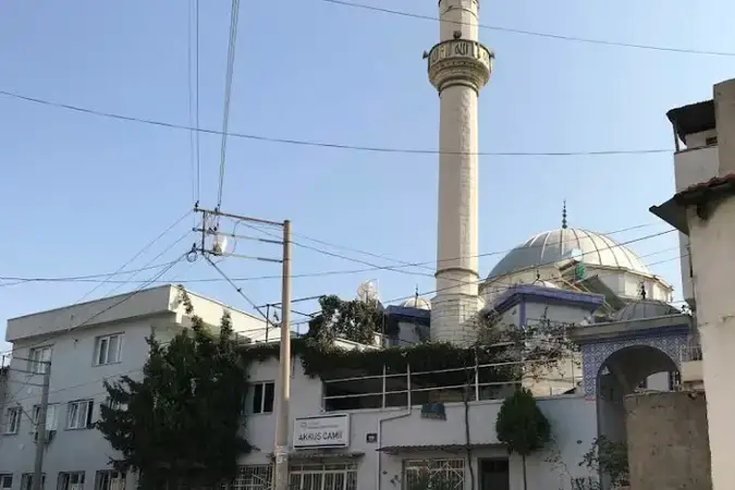 İzmir Karabağlar Akkuş Cami kapak görseli