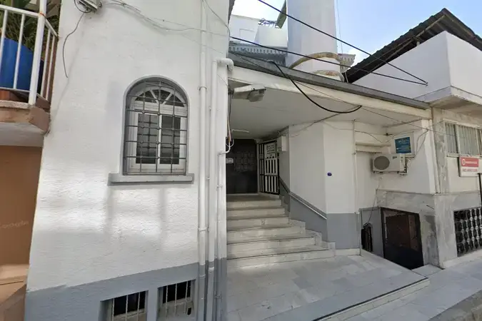 İzmir Karabağlar Hacı Ahmet Cami kapak görseli