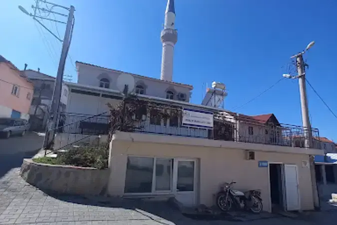 İzmir Karabağlar Kavacık Mahallesi Cami kapak görseli