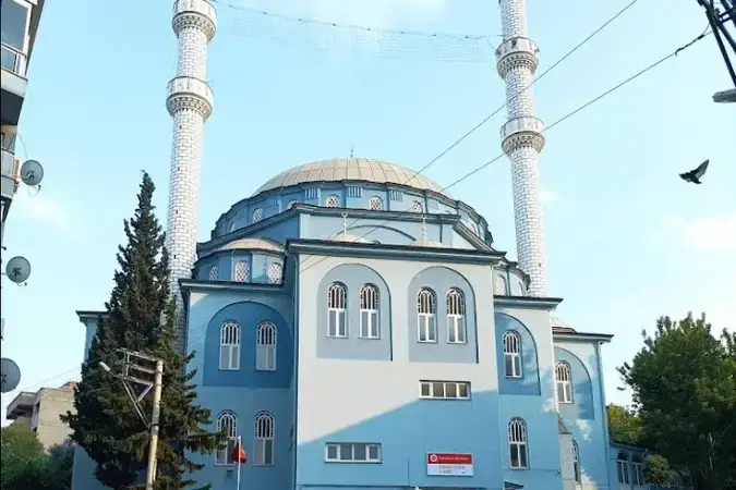 İzmir Karabağlar Kilimcitepe Cami kapak görseli