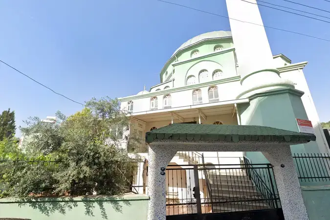 İzmir Karabağlar Recep Salih Nevvar İşgören Cami kapak görseli