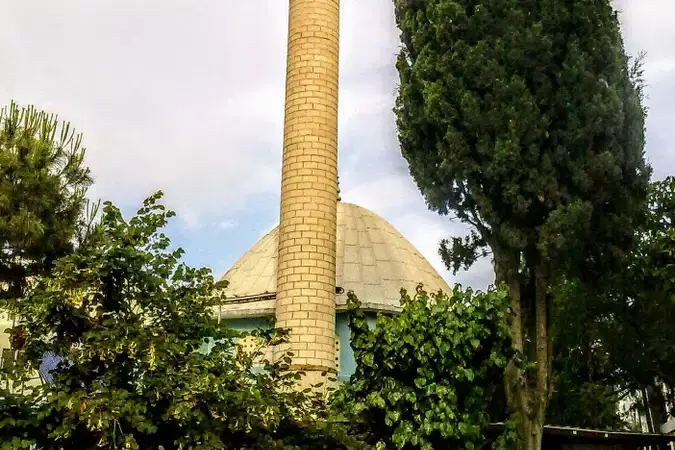İzmir Karşıyaka Demirköprü Cami kapak görseli