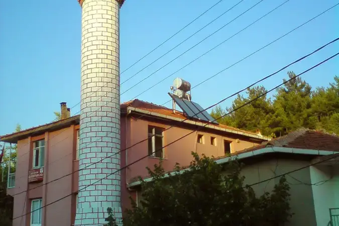 İzmir Kemalpaşa Kızılüzüm Köy Cami kapak görseli