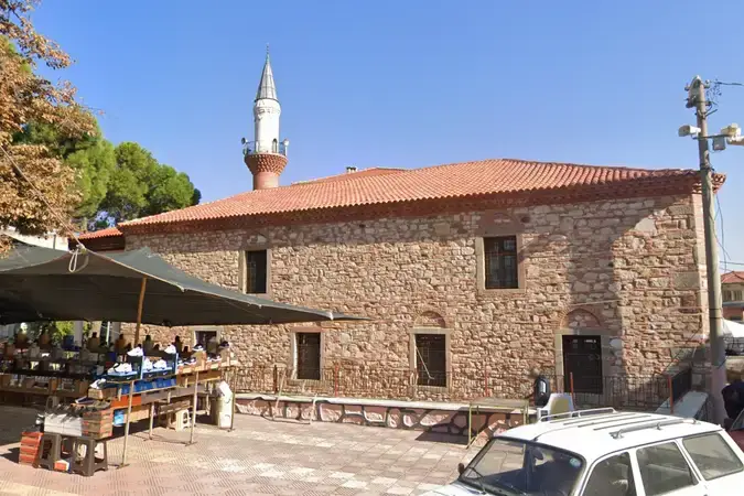 İzmir Kınık Çarşı Cami kapak görseli