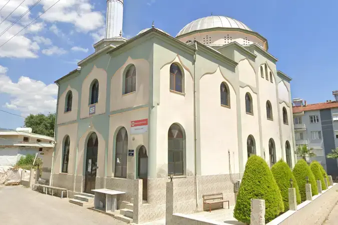İzmir Kiraz Eskipazar Cami kapak görseli
