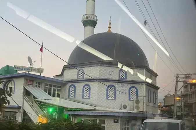 İzmir Konak Ballıkuyu Gayretiye Cami kapak görseli