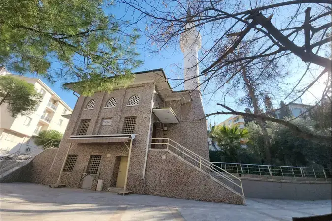 İzmir Konak Hacı Ahmet Tatari Cami kapak görseli