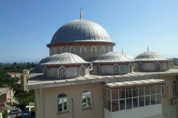 İzmir Menderes Gümüldür Merkez Cami kapak görseli
