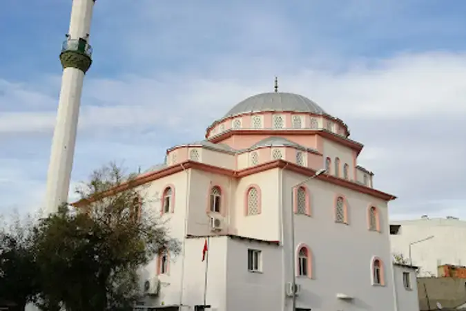 İzmir Menemen Gazi Mahallesi Fatih Cami (Koyundere Fatih Cami) kapak görseli