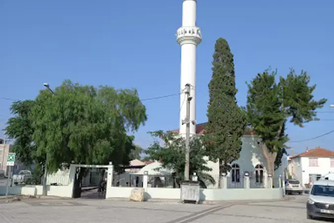 İzmir Menemen Tuzçullu Mahallesi Cami kapak görseli