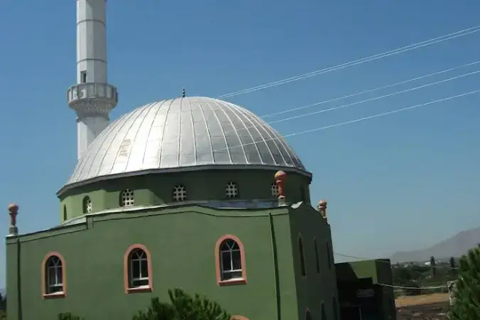 İzmir Menemen Yahşelli Işıklar Mahallesi Cami kapak görseli