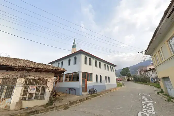 İzmir Ödemiş Bademli Pazaryeri Cami kapak görseli