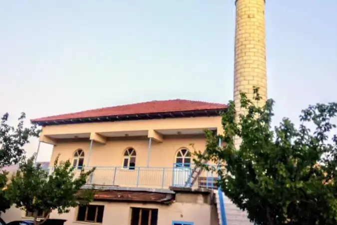 İzmir Seferihisar Orhanlı Mahallesi Orta Cami kapak görseli