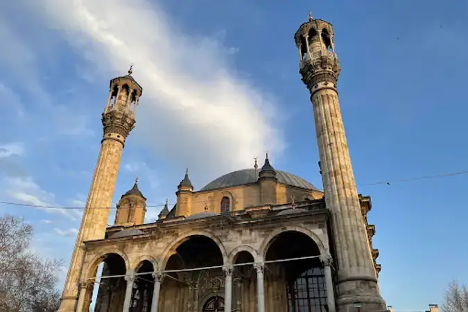 Konya Karatay Aziziye Cami kapak görseli