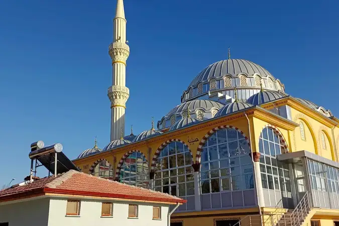 Konya Selçuklu Konya Hamidiye Cami kapak görseli