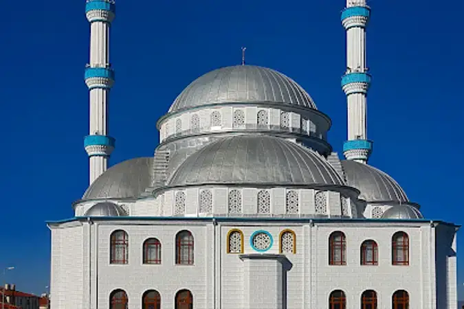 Kocaeli Başiskele 17 Ağustos Şehitler Cami kapak görseli