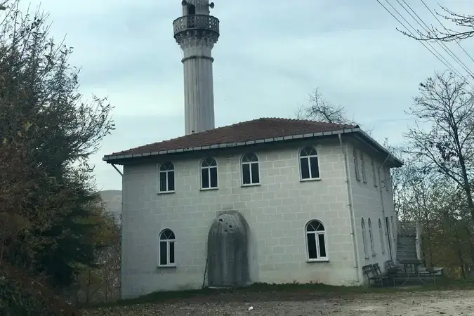 Kocaeli Başiskele Servetiye Değirmendüzü Cami kapak görseli