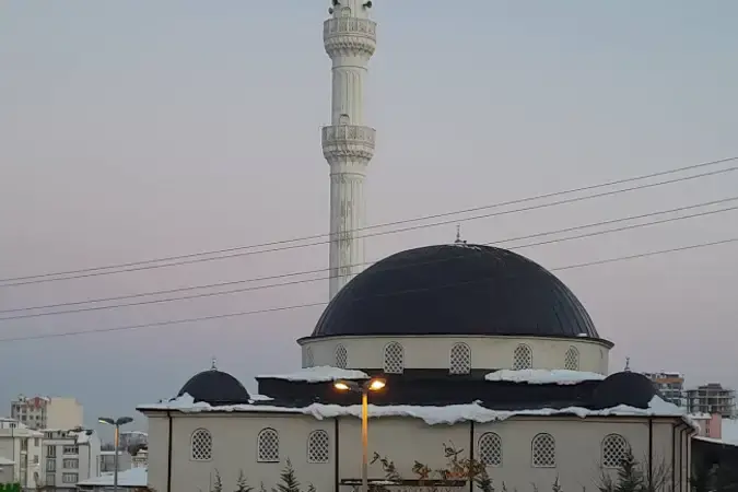 Kocaeli Çayırova Veysel Karani Cami kapak görseli