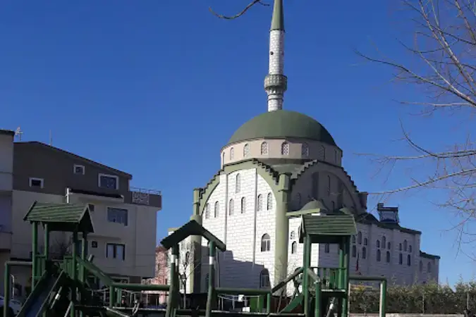 Kocaeli Darıca Yunus Emre Cami kapak görseli