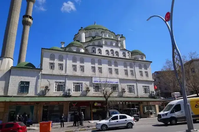 Kocaeli Darıca Emek Fatih Merkez Cami kapak görseli