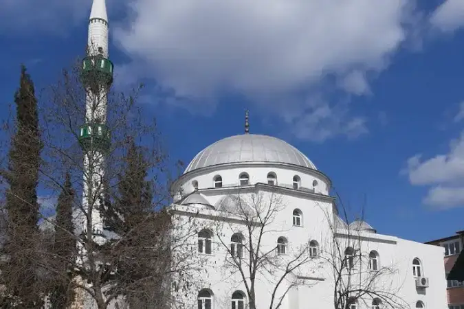 Kocaeli Darıca Osmangazi Mahallesi Hz. Osman Cami kapak görseli