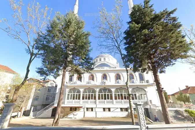 Kocaeli Derince Çınarlı Merkez Cami kapak görseli