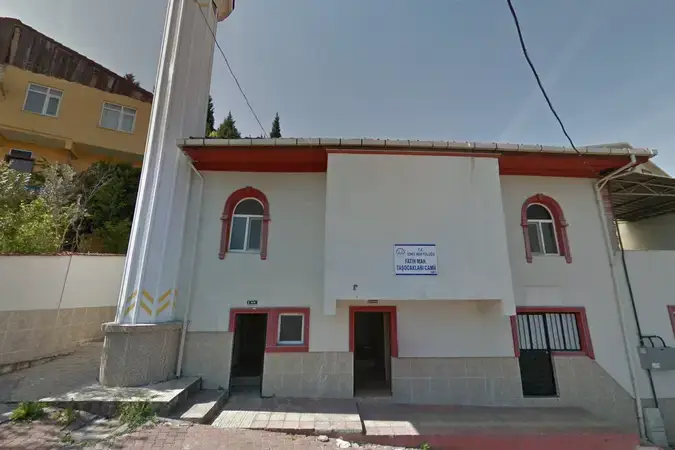 Kocaeli İzmit Fatih Mahallesi Taşocakları Cami kapak görseli