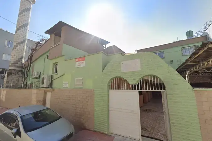 Mersin Akdeniz Yenipazar Cami kapak görseli
