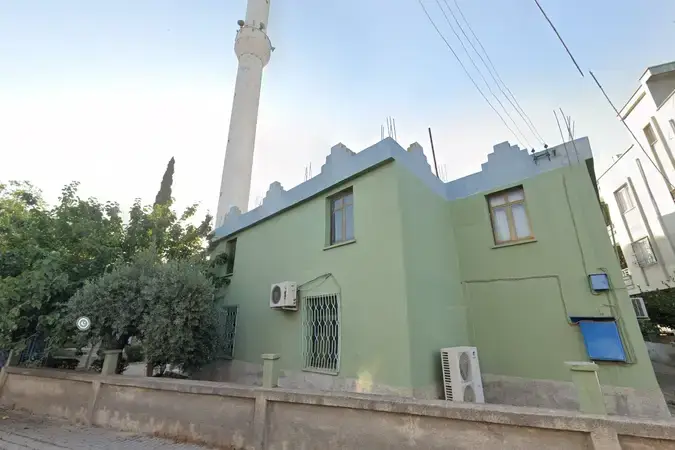 Mersin Akdeniz Huzurkent Yunus Emre Cami kapak görseli