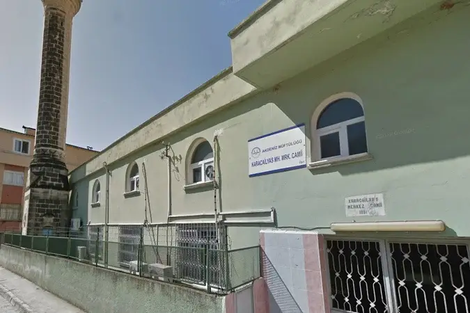 Mersin Akdeniz Karacailyas Merkez Cami kapak görseli