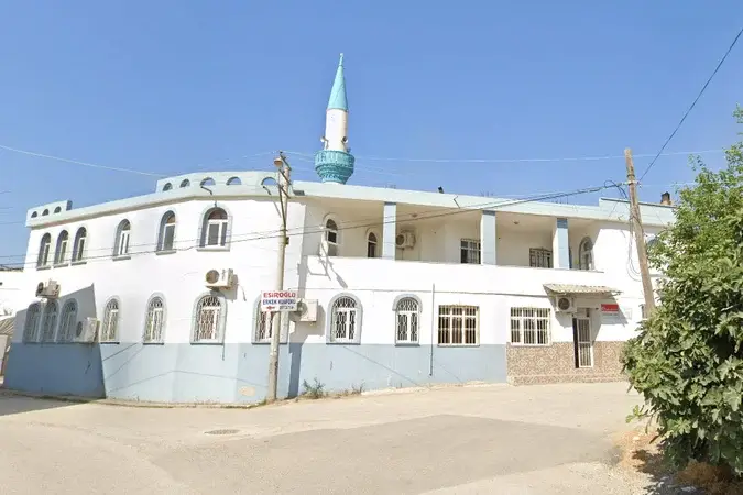 Mersin Akdeniz Kazanlı Cami kapak görseli