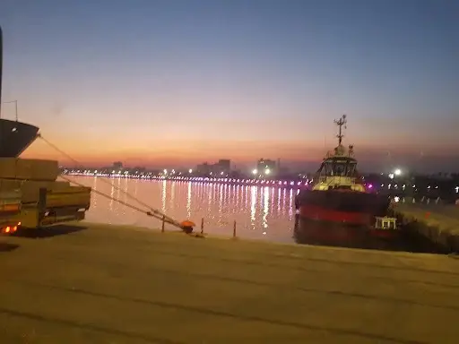 Mersin Akdeniz Liman Cami kapak görseli